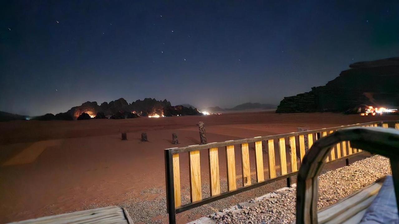 ホテル Bedouin Life Camp ワディ ・ラム エクステリア 写真