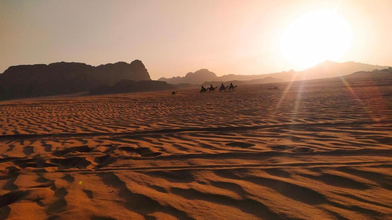 ホテル Bedouin Life Camp ワディ ・ラム エクステリア 写真