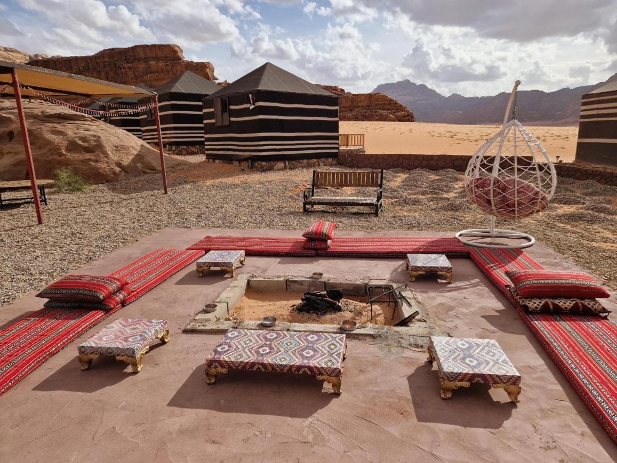 ホテル Bedouin Life Camp ワディ ・ラム エクステリア 写真